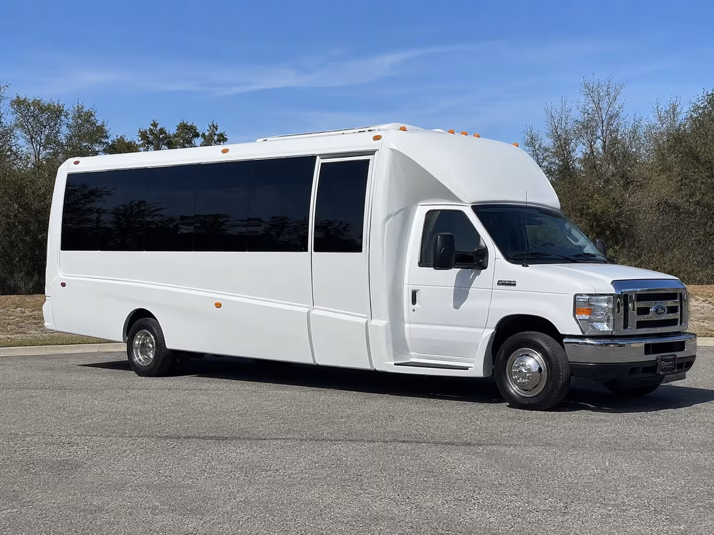 20 Passenger Party Bus Exterior