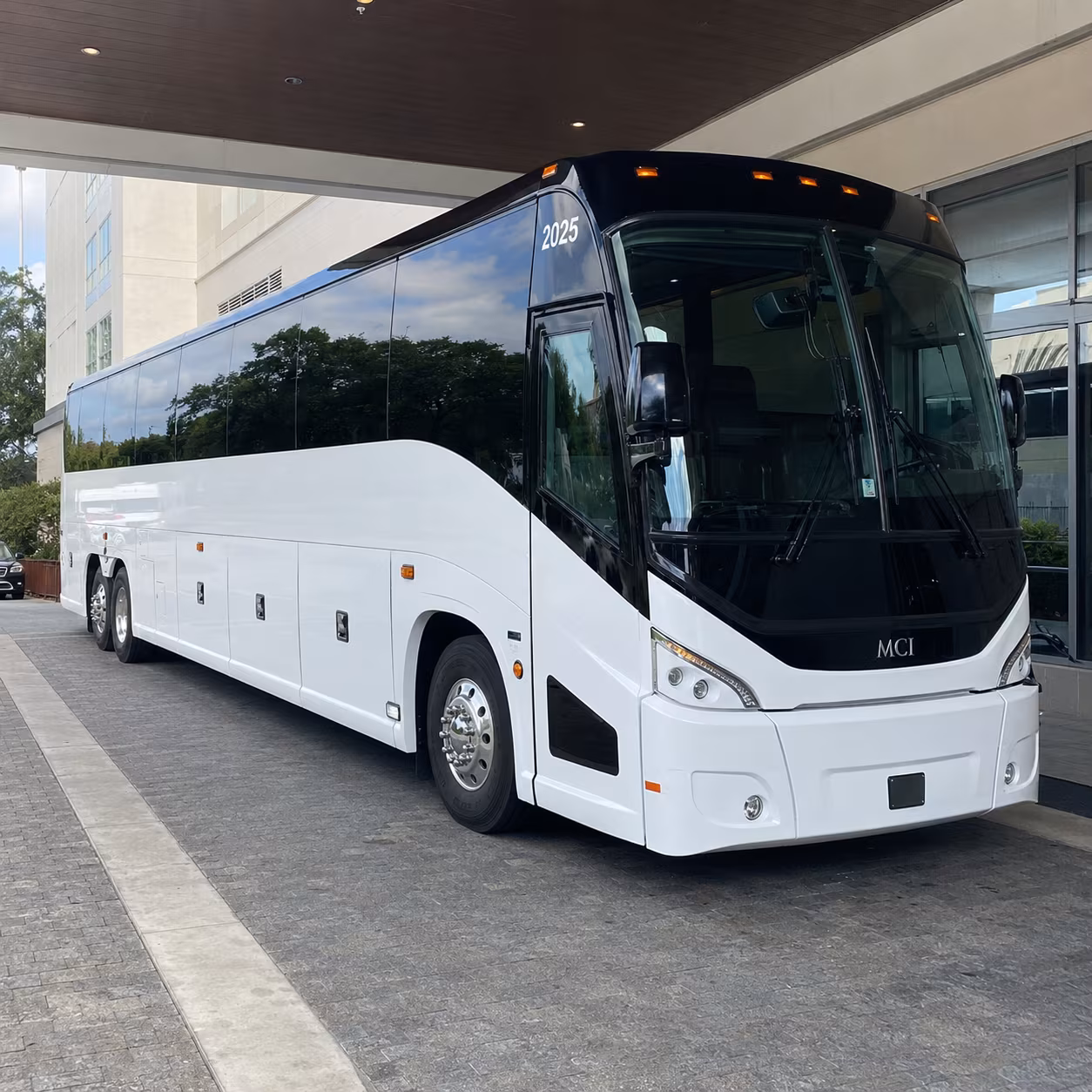 40-56 Passenger Charter Bus Exterior
