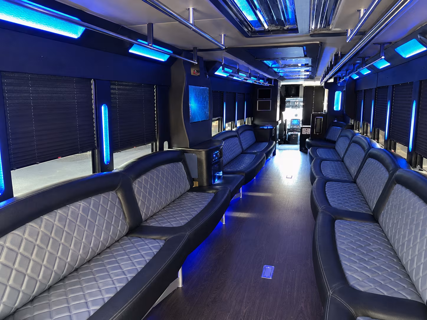 Hollywood Birthday, Sweet 16, & Quinceañera Party Bus Rentals