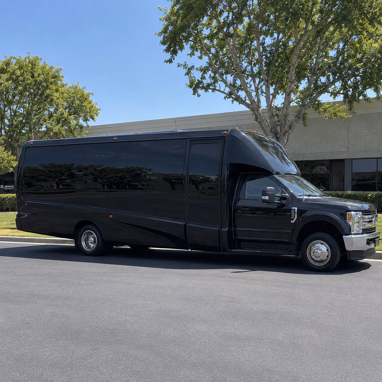 Hollywood Party Bus Rental