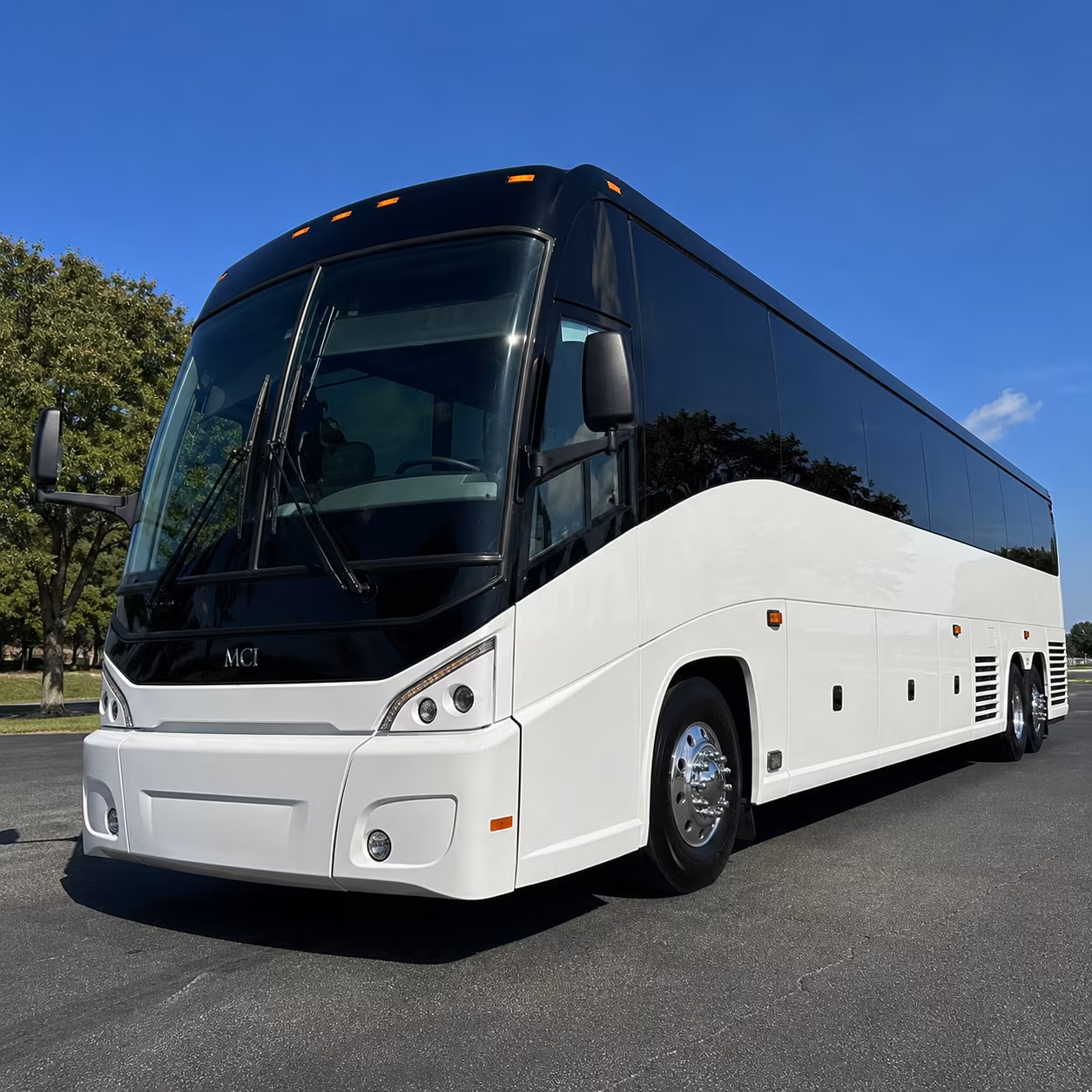Miami Gardens Airport Shuttle & Transportation party bus exterior