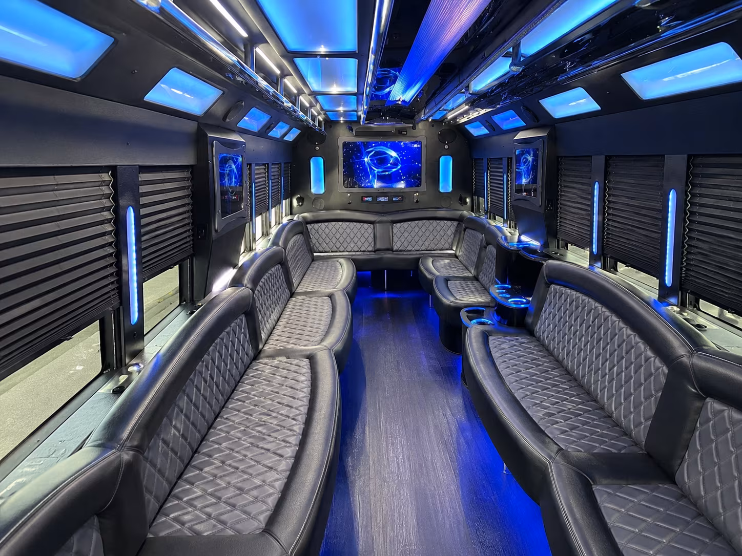 Miami Gardens Birthday, Sweet 16, & Quinceañera Transportation group transportation