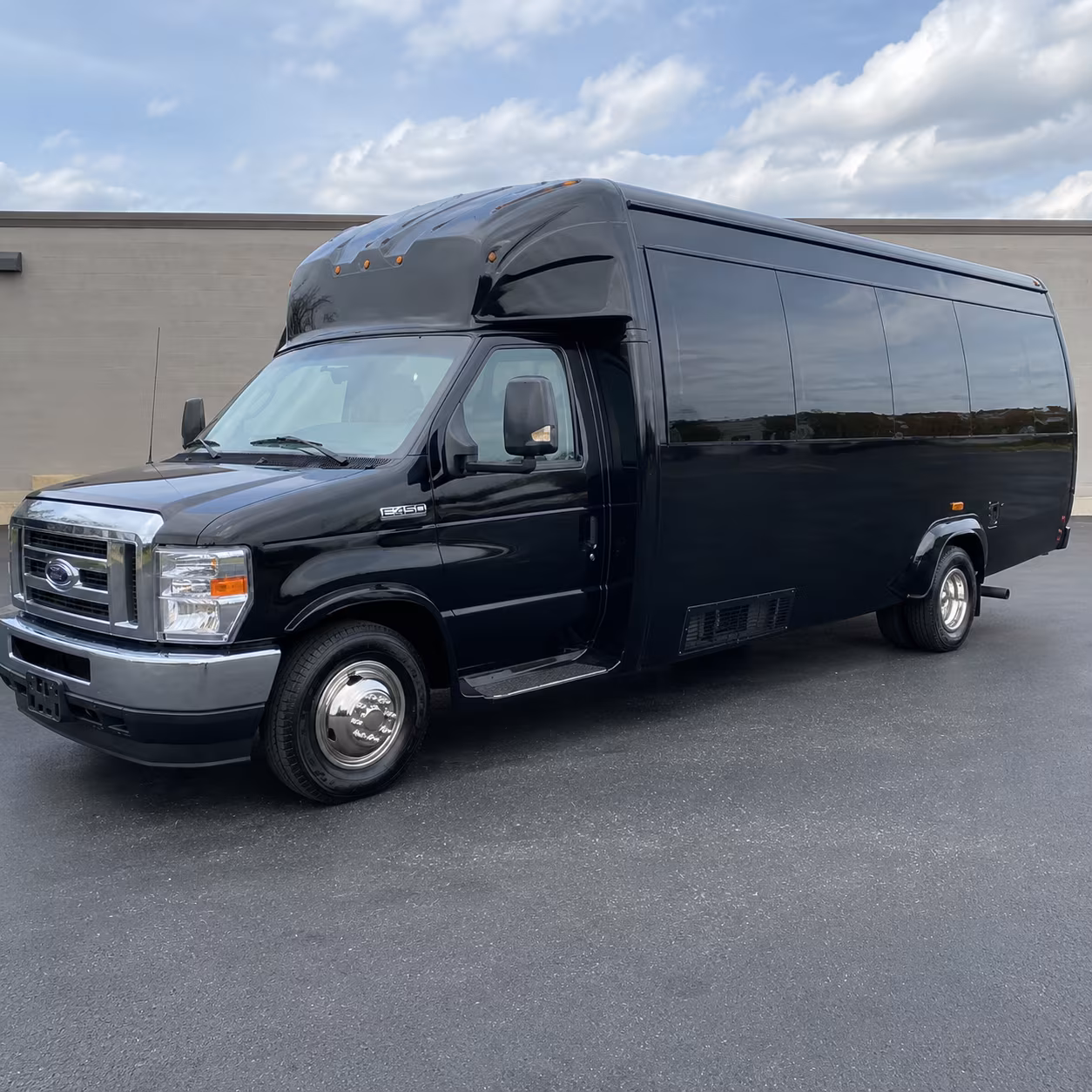 Miami Gardens Birthday, Sweet 16, & Quinceañera Transportation party bus exterior