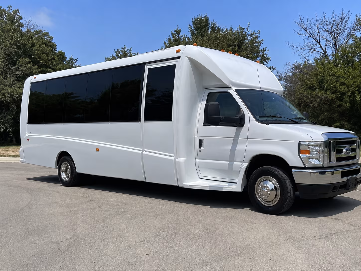 Miami Gardens Sporting Event Transportation party bus exterior