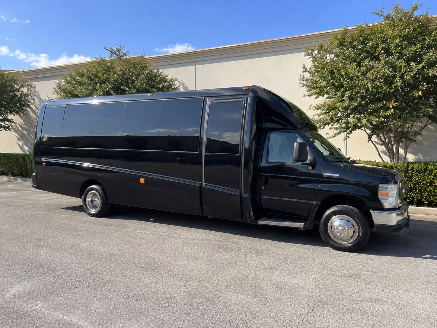 North Miami Homecoming & Prom Party Bus Rentals